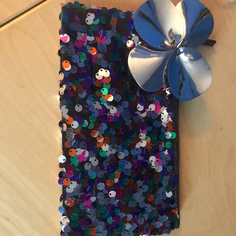 MAC cosmetics makeup bag or clutch